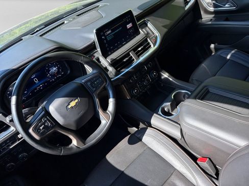 Used 2023 Chevrolet Suburban High Country AWD/4WD image 14