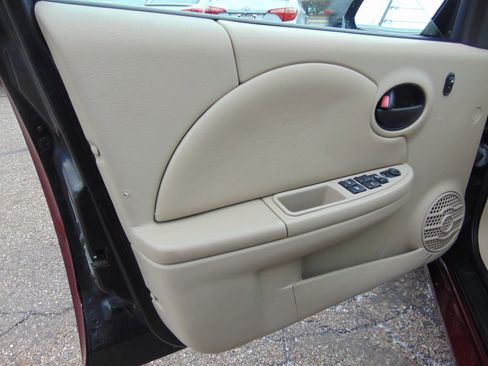 Used 2003 Saturn ION Level 3 image 12