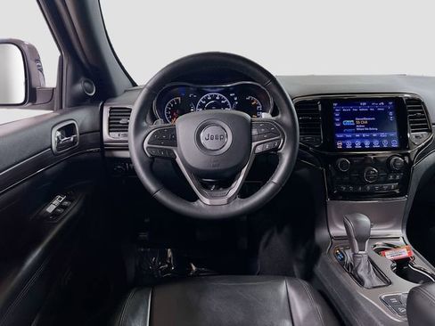 Used 2019 Jeep Grand Cherokee Limited X image 23
