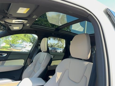 Used 2026 Volvo XC60 B5 Plus w/ Protection Package Premier AWD/4WD image 13