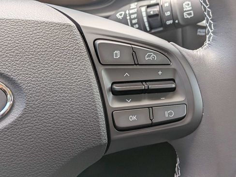 Certified 2024 Hyundai Venue Limited FWD image 26