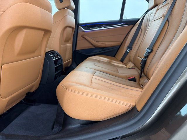 Used 2019 BMW 530i xDrive w/ Convenience Package AWD/4WD image 17
