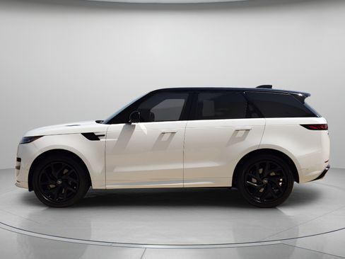 Certified 2025 Land Rover Range Rover Sport Dynamic SE AWD/4WD image 2