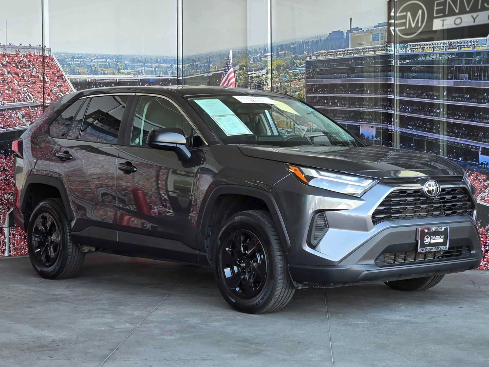 Certified 2025 Toyota RAV4 LE AWD/4WD image 1