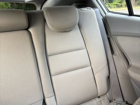 Used 2010 Honda Insight EX image 23