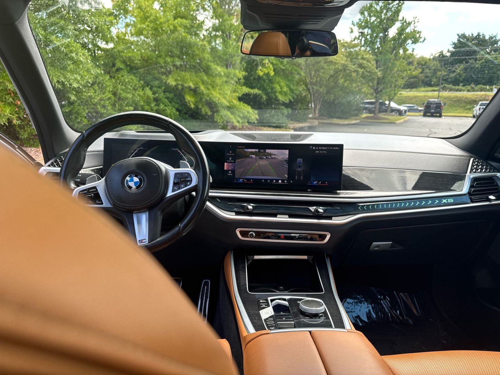 Used 2025 BMW X5 xDrive40i w/ M Sport Package AWD/4WD image 18