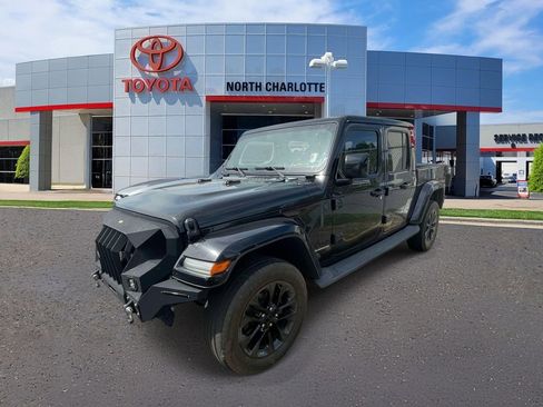 Used 2021 Jeep Gladiator Overland image 4