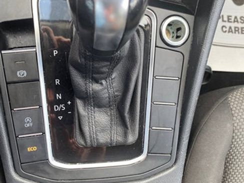 Used 2019 Volkswagen Jetta FWD image 12