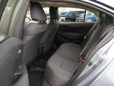 Used 2022 Toyota Corolla LE image 18