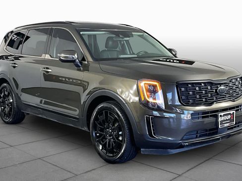 Used 2021 Kia Telluride EX w/ EX Premium Package AWD/4WD image 2