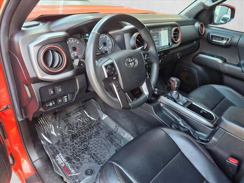 Used 2023 Toyota Tacoma TRD Pro AWD/4WD image 10