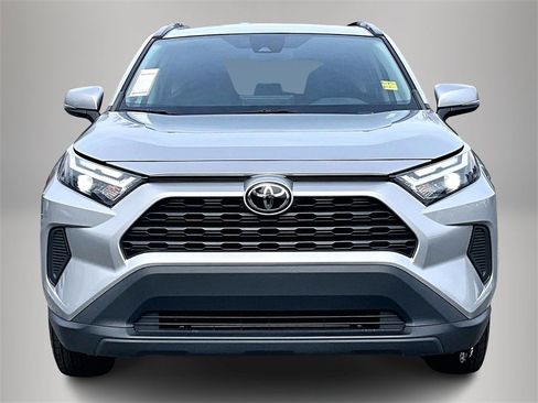 Used 2023 Toyota RAV4 XLE image 3