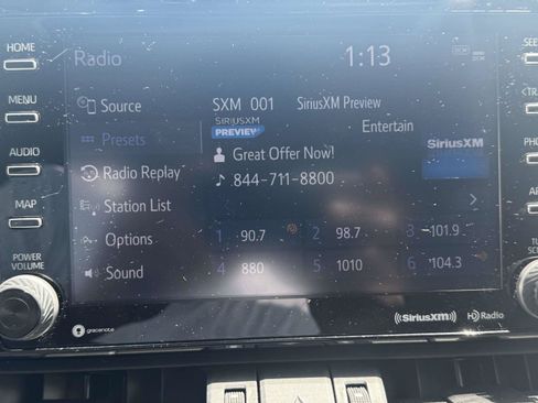 Used 2019 Toyota RAV4 Limited AWD/4WD image 29