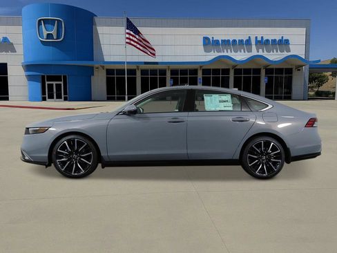 New 2026 Honda Accord Touring image 2