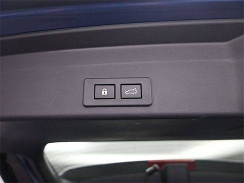 Used 2022 Subaru Ascent Touring image 36