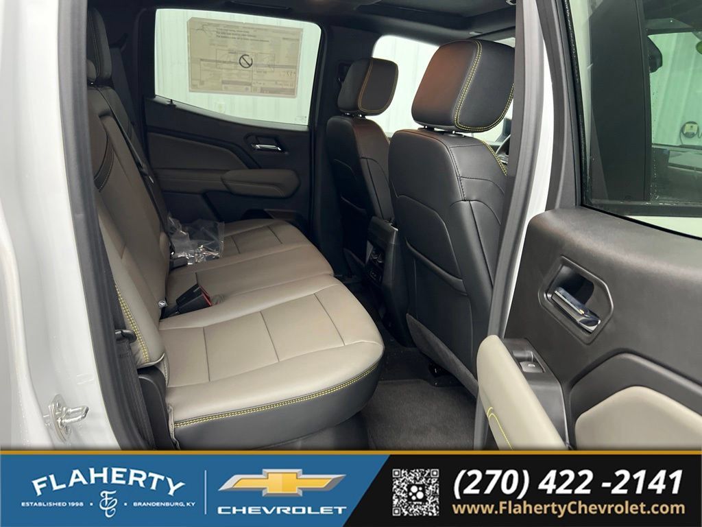 New 2026 Chevrolet Colorado ZR2 w/ Technology Package AWD/4WD image 13