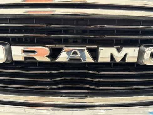 Used 2020 RAM 1500 Big Horn AWD/4WD image 14