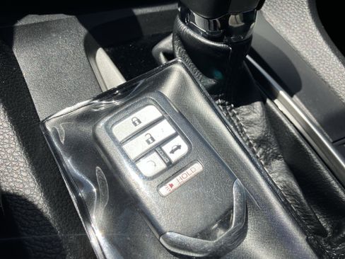 Used 2021 Honda Civic EX image 38