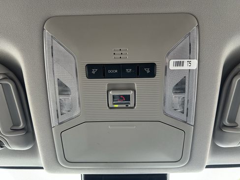 Certified 2024 Toyota RAV4 XLE image 33