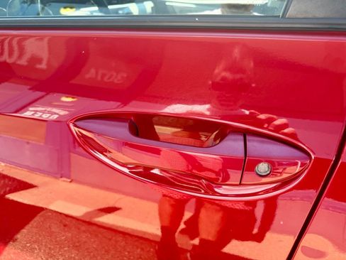 Used 2016 Toyota Corolla LE FWD image 13