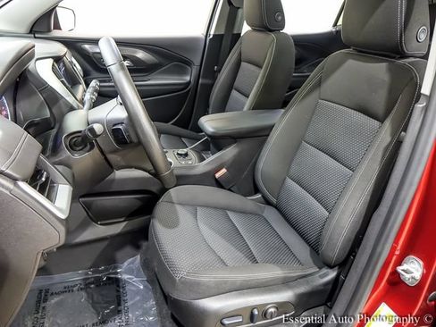 Certified 2023 GMC Terrain SLE w/ Driver Convenience Package AWD/4WD image 10