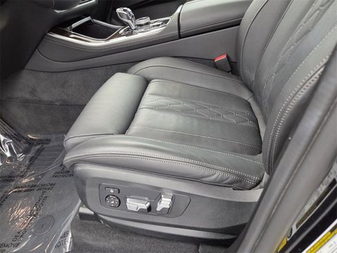 Used 2023 BMW X5 xDrive40i w/ Executive Package image 29