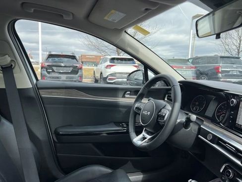 Used 2023 Kia K5 EX image 37