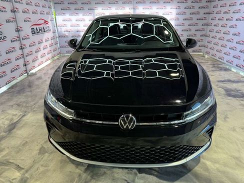 Used 2026 Volkswagen Jetta SE FWD image 3