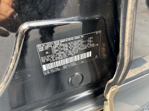 Used 2013 Toyota RAV4 XLE AWD/4WD image 30