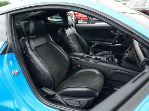 Used 2017 Ford Mustang Shelby GT350 RWD image 12