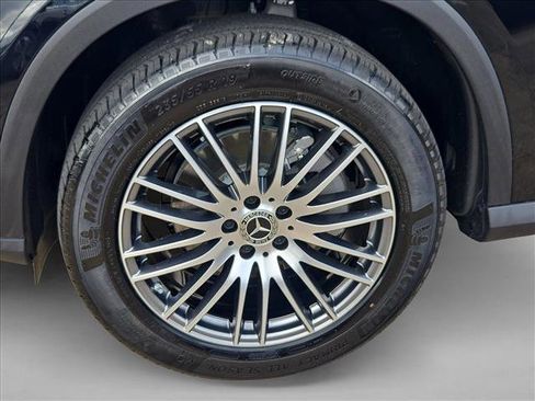 Used 2026 Mercedes-Benz GLC 300 image 22