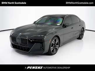 Used 2025 BMW 760i xDrive w/ Executive Package AWD/4WD video 1