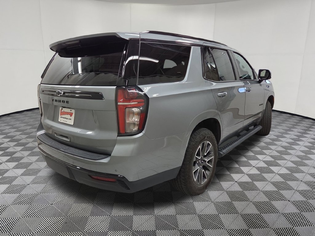 Used 2024 Chevrolet Tahoe Z71 w/ Luxury Package AWD/4WD image 4
