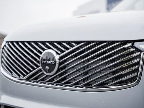 New 2026 Volvo XC90 B6 Ultra w/ Protection Package image 12