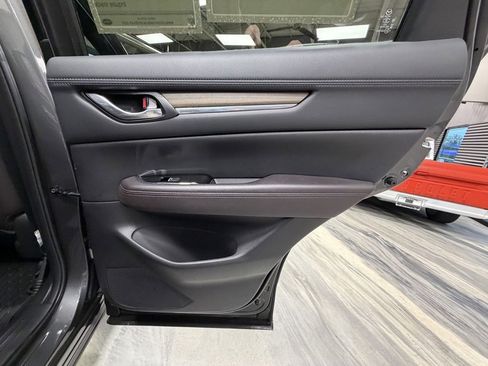 Used 2019 MAZDA CX-5 Signature image 44