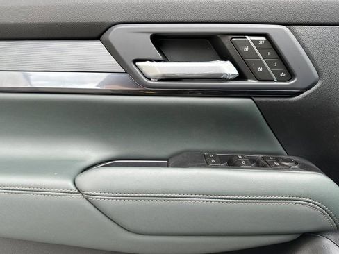 New 2026 GMC Terrain AT4 w/ Convenience Package III image 8