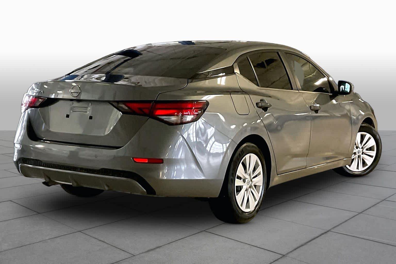 Used 2024 Nissan Sentra S FWD image 11