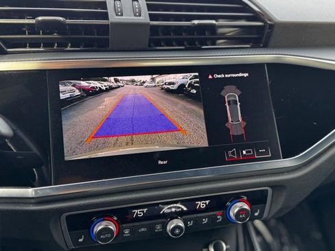 Used 2023 Audi Q3 2.0T Premium image 22