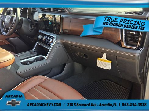Used 2026 GMC Sierra 3500 Denali Ultimate AWD/4WD image 17