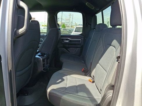 Used 2022 RAM 1500 Big Horn AWD/4WD image 12