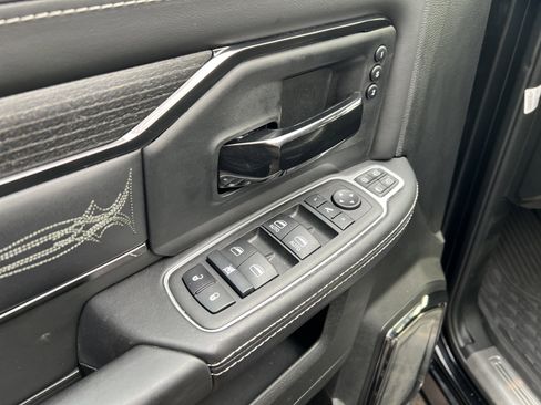 Used 2023 RAM 3500 Limited image 15