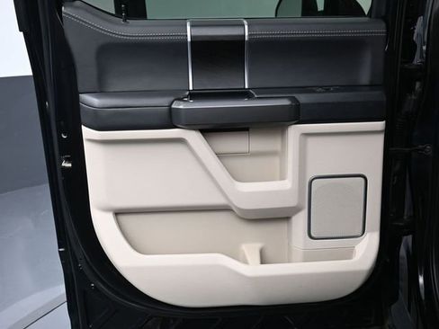 Used 2020 Ford F250 Limited AWD/4WD image 9