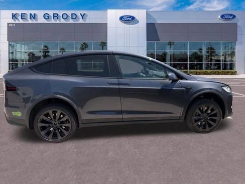 Used 2023 Tesla Model X AWD/4WD image 5