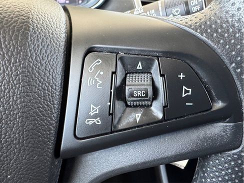 Used 2019 Chevrolet Trax LS FWD image 13