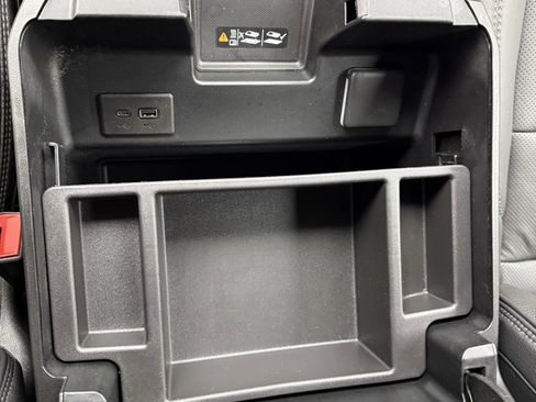 Used 2024 GMC Sierra 1500 Denali image 30