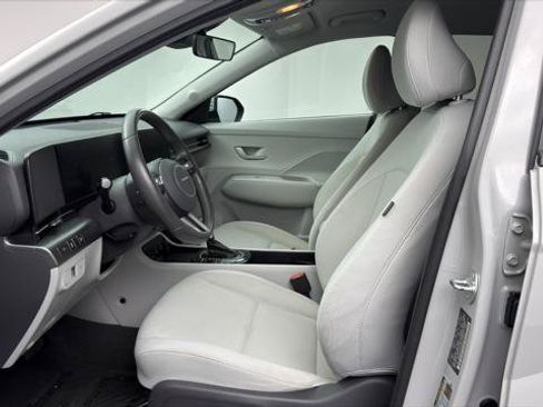 Used 2024 Hyundai Kona SEL AWD/4WD image 14
