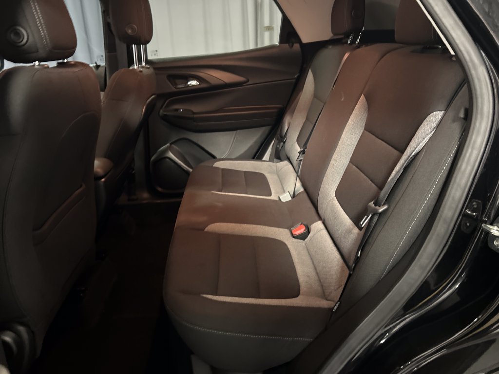 Used 2026 Chevrolet TrailBlazer LS w/ LS Convenience Package FWD image 21
