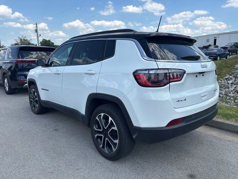 Used 2024 Jeep Compass Limited AWD/4WD image 4