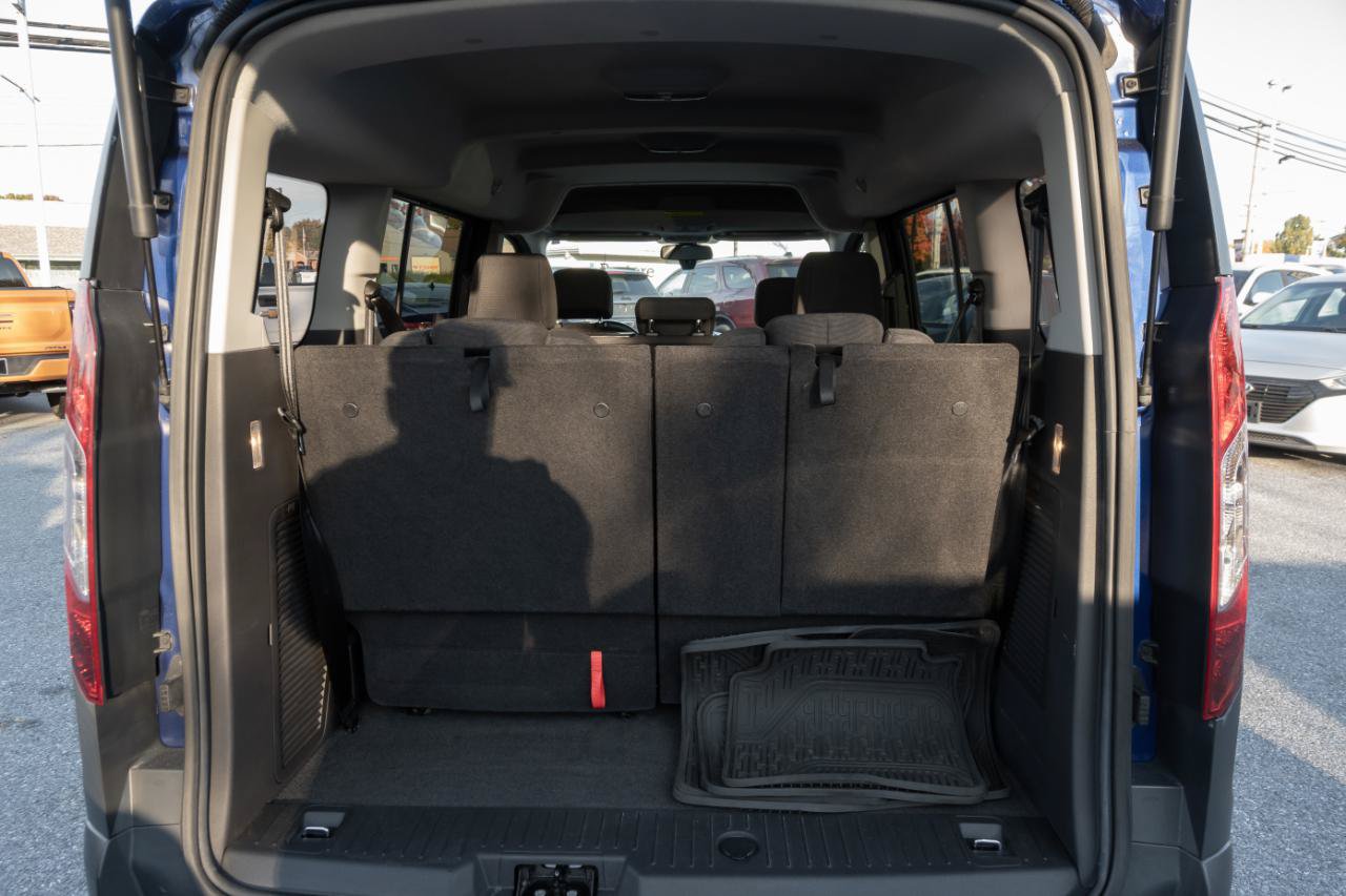 Used 2018 Ford Transit Connect XL FWD image 19
