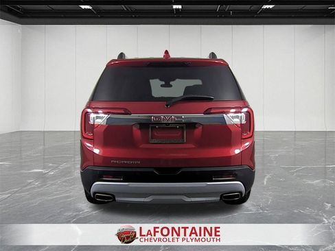 Certified 2023 GMC Acadia SLE w/ Driver Convenience Package image 7